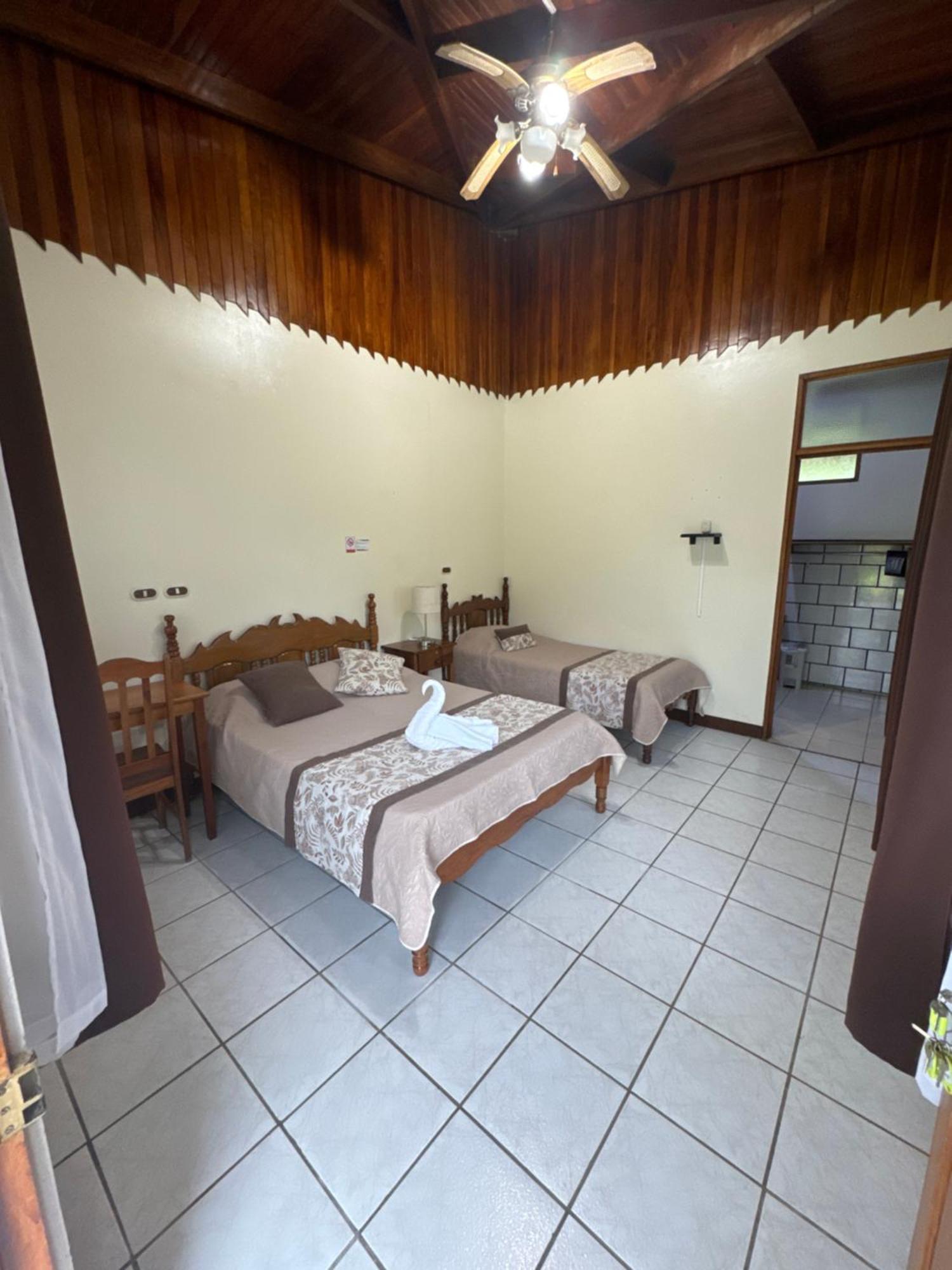 Hotel Befox Adventure La Fortuna Exterior foto
